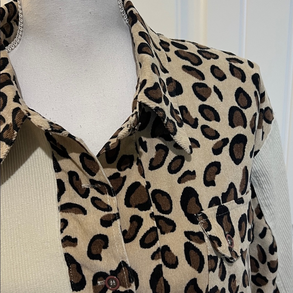 Umgee Women’s Leopard‎ Patchwork Button Down Top … - image 4